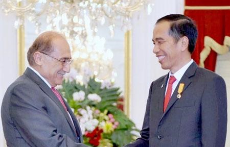 1Anani Indonesian Pres.jpg